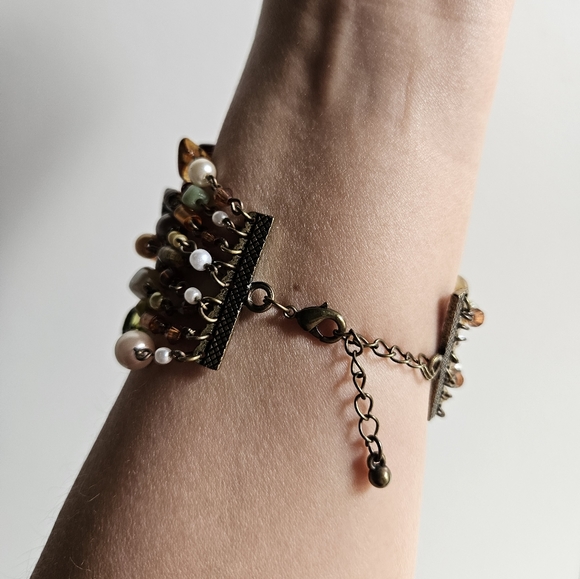 Loft Multi-Colored Beaded Bracelet - Picture 5 of 9